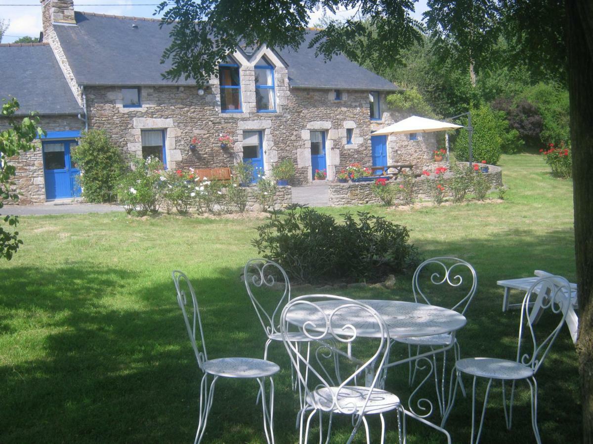 La Touche D'En Bas Plouguenast-Langast Exterior foto